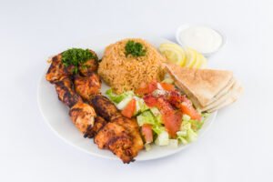 Brochettes Taouk (2 pièces) avec riz